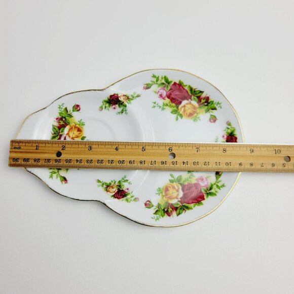 Royal Albert Dessert Snack Tray & Teacup Set, Old Country Roses Montrose Elegant - Picture 8 of 14